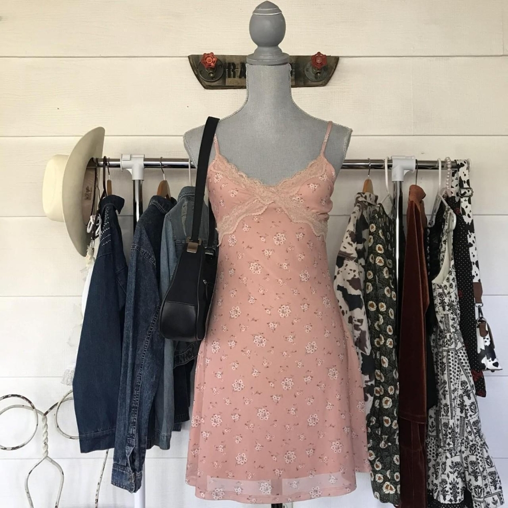 Forever 21 Peachy Tone Floral Mini Dress Womens Size Small